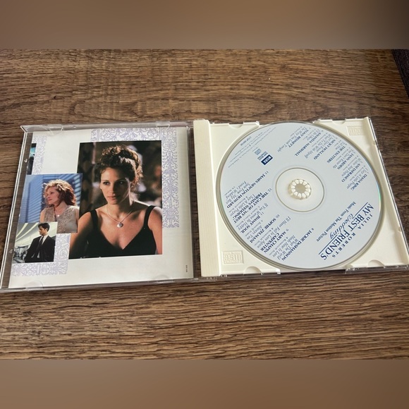 Julia Roberts | Music from My Best Friends Wedding | Vintage Music CD - Picture 2 of 3